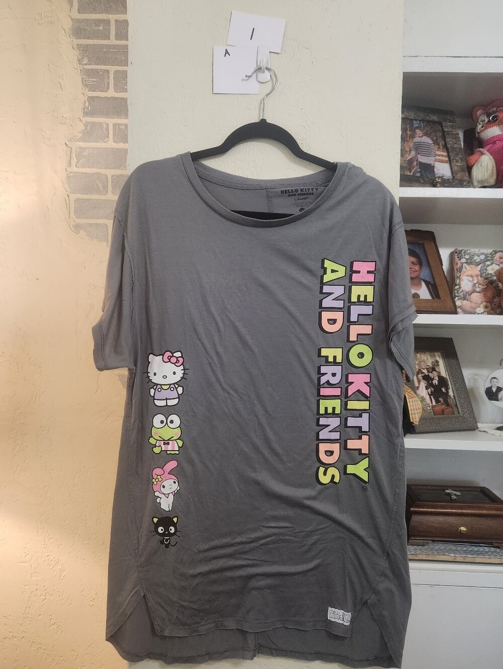 Hello Kitty And Friend T- Shirt Size Small EUC